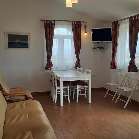 Apartments Grbin Ližnjan Esterno foto